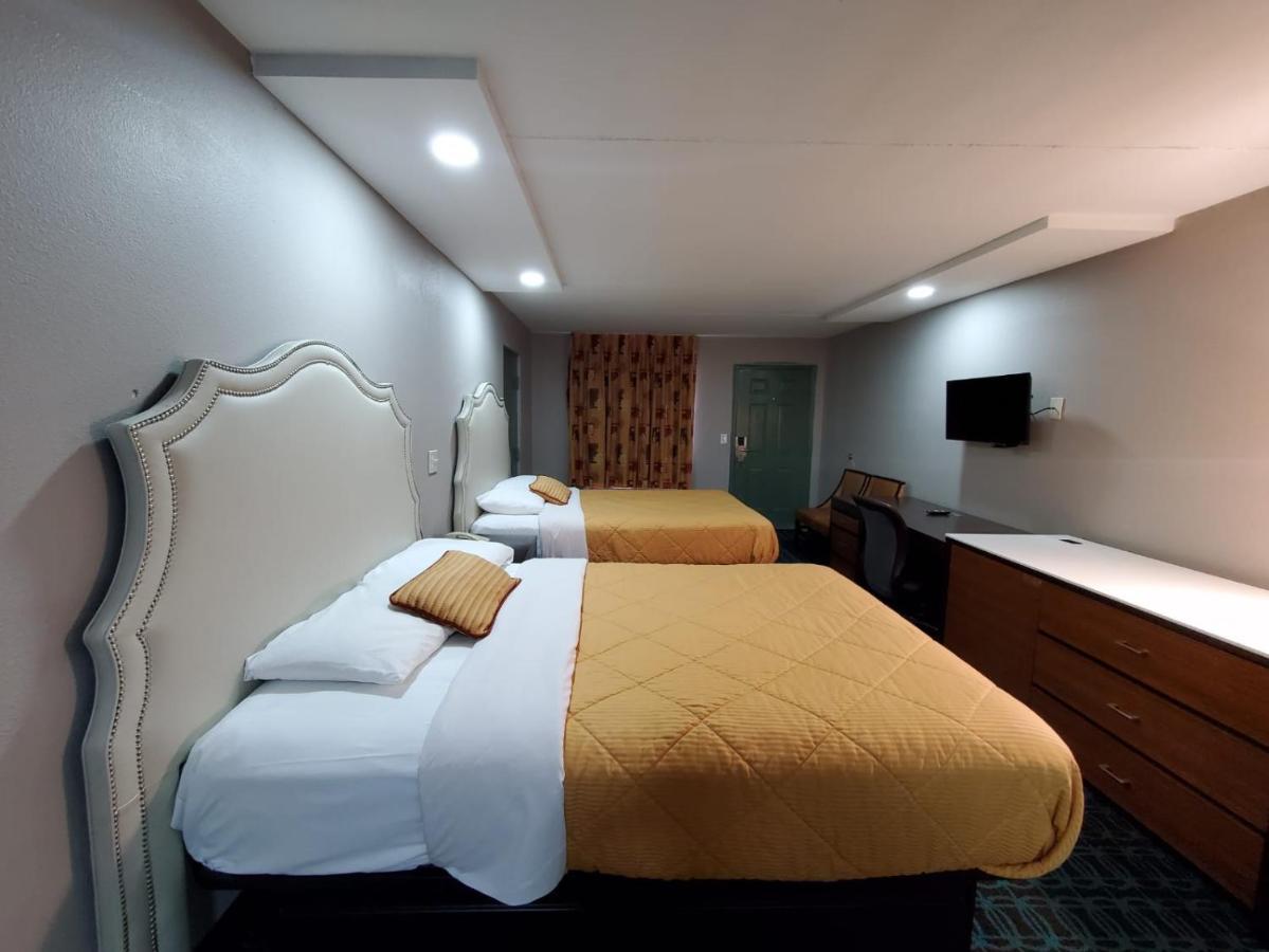 Scottish Inns & Suites Springdale Luaran gambar