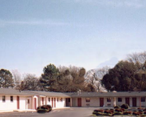 Scottish Inns & Suites Springdale Luaran gambar